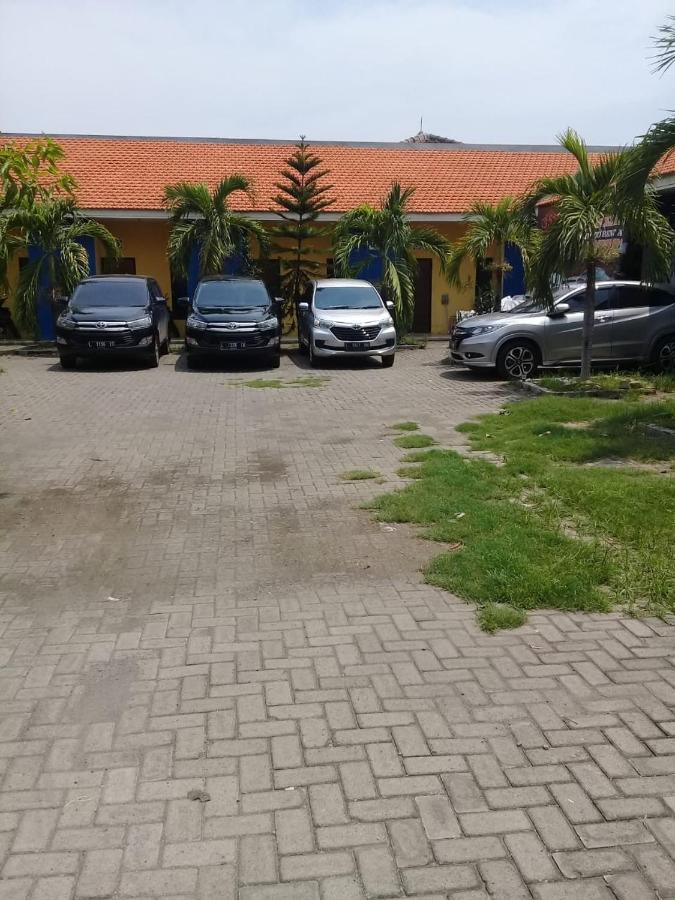 Hotel Kost Backpacker Sidoarjo Exterior foto