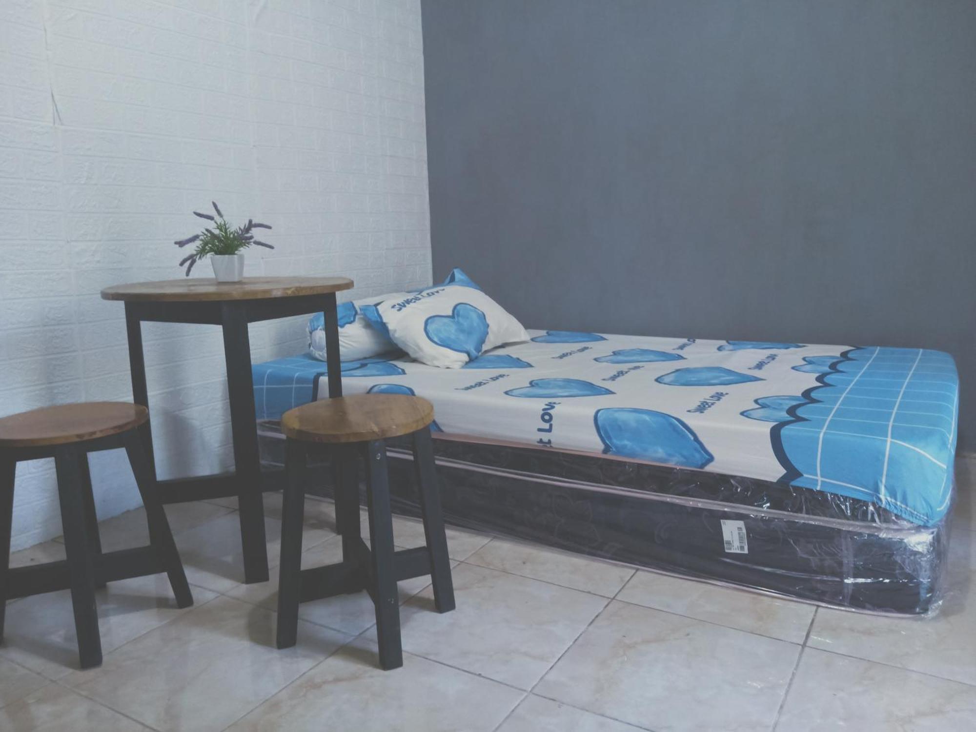 Hotel Kost Backpacker Sidoarjo Exterior foto