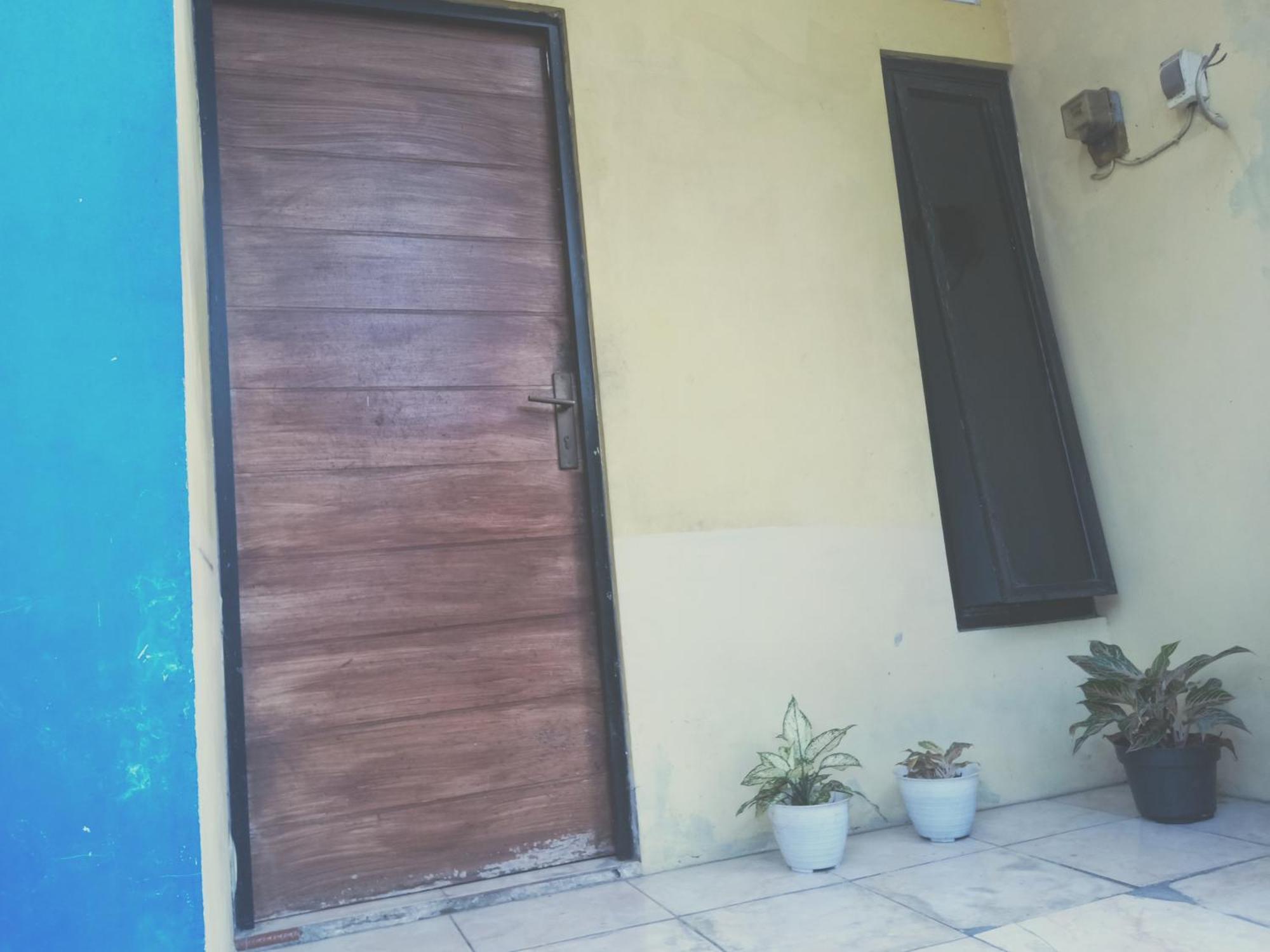 Hotel Kost Backpacker Sidoarjo Exterior foto
