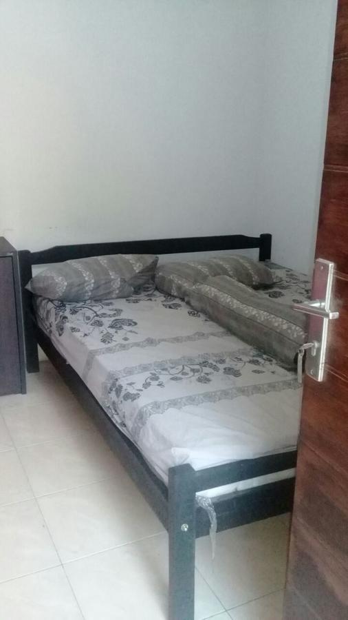 Hotel Kost Backpacker Sidoarjo Exterior foto
