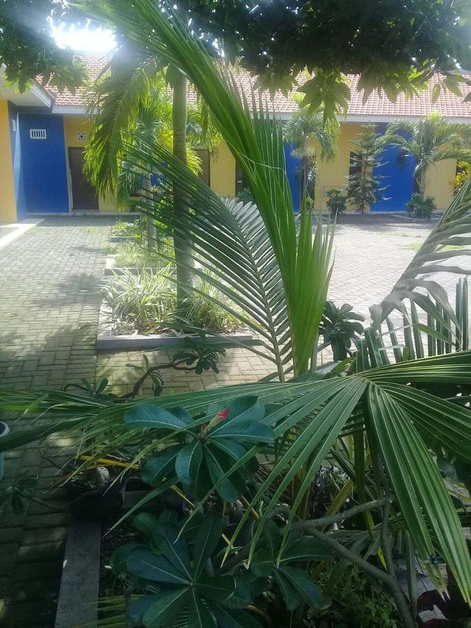 Hotel Kost Backpacker Sidoarjo Exterior foto